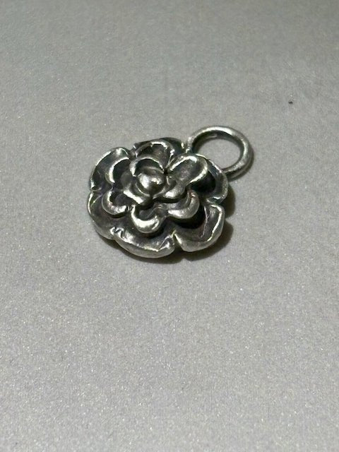 Endurance Charm - Arete Adorned