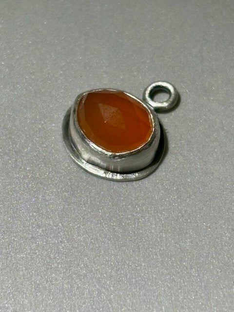 Courage Charm - Arete Adorned