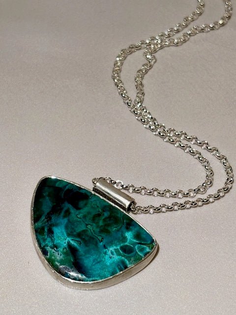Still Waters Pendant - Arete Adorned